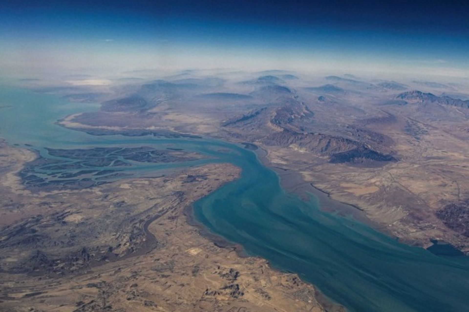 हर्मूज जलसन्धिमा बढ्दो तनावः संयुक्त राष्ट्र संघद्वारा विशेष कार्यदल गठन, ट्रम्पको कडा चेतावनी